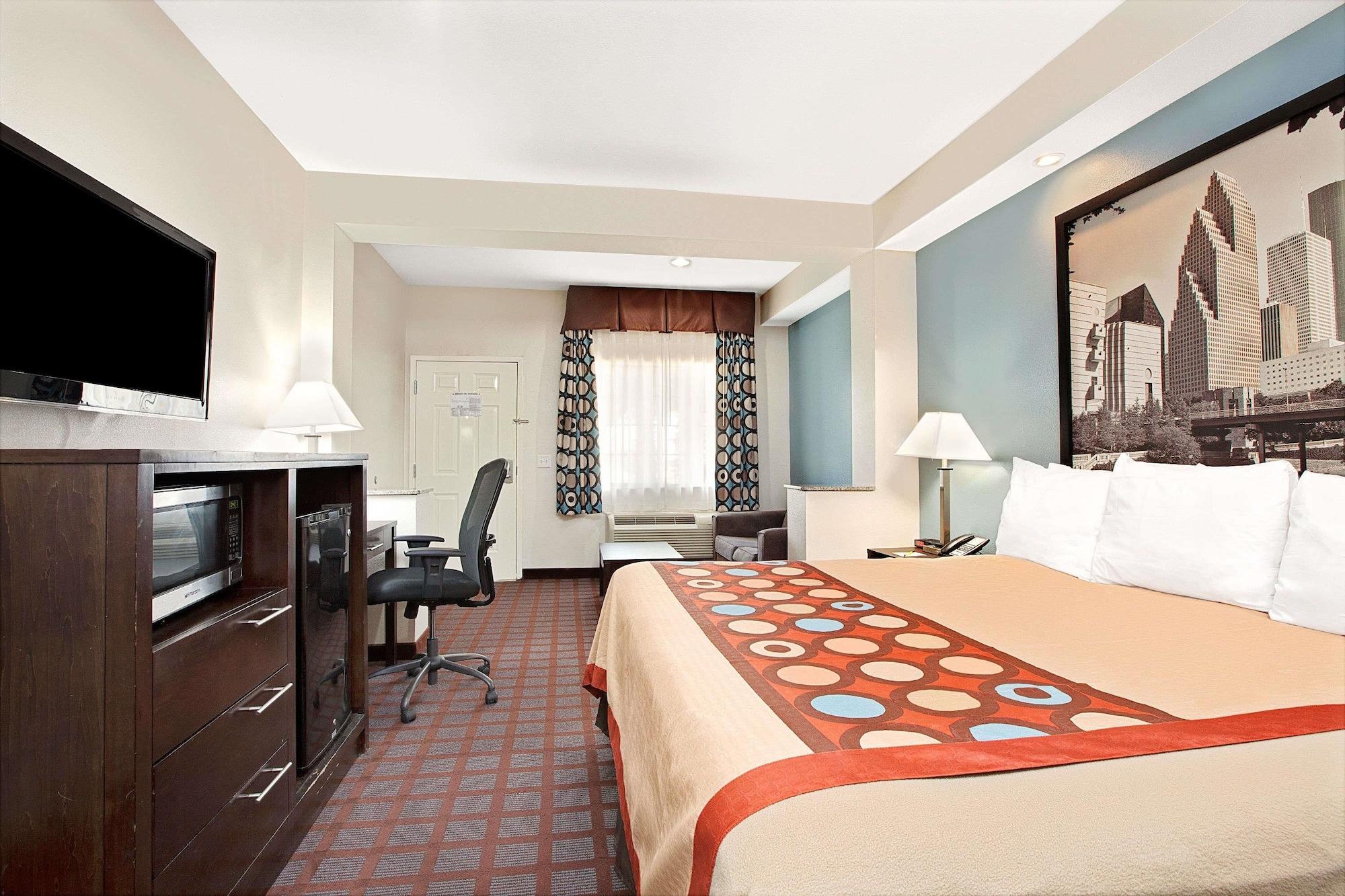 Super 8 By Wyndham Houston North I-45 Hotel Westfield Exterior photo