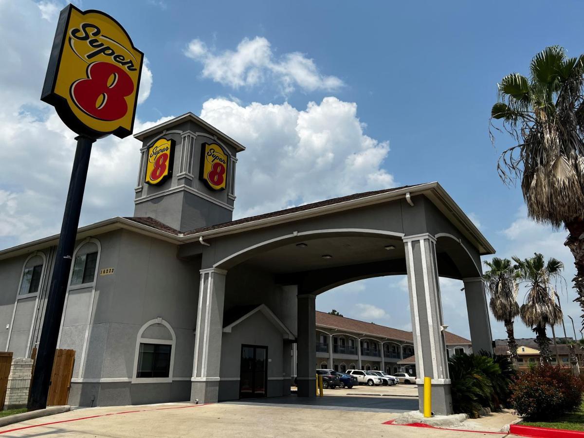 Super 8 By Wyndham Houston North I-45 Hotel Westfield Exterior photo